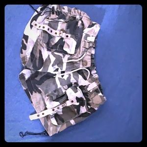 Camouflage pattern shorts, for girls. size large.